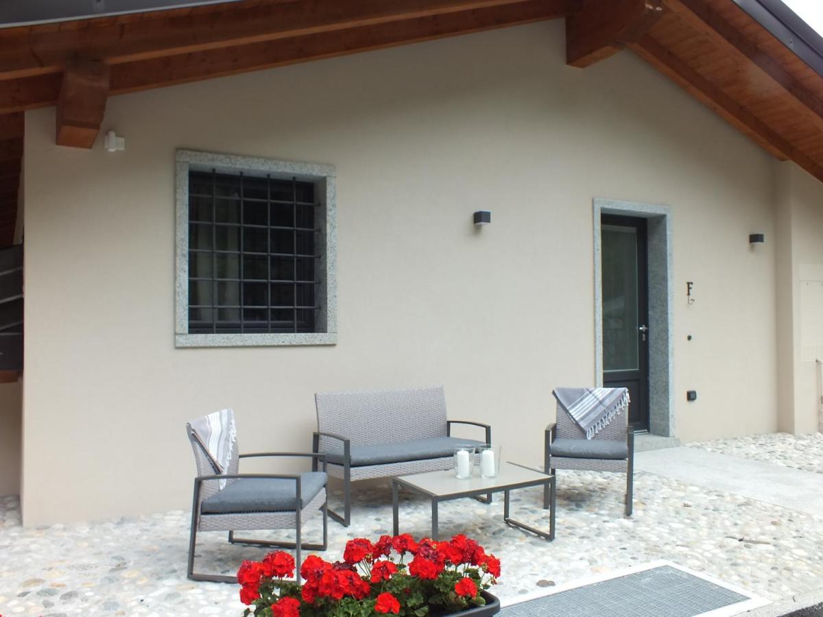 Rocca D'Anfo B&B-Apartments Lake View Екстер'єр фото