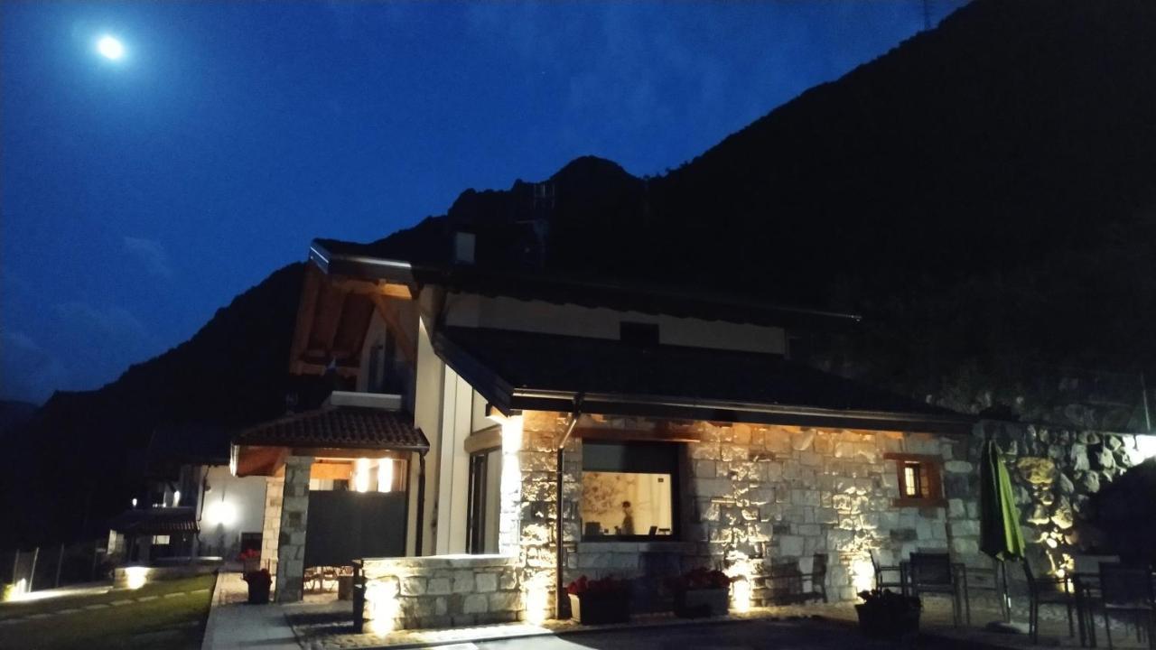 Rocca D'Anfo B&B-Apartments Lake View Екстер'єр фото