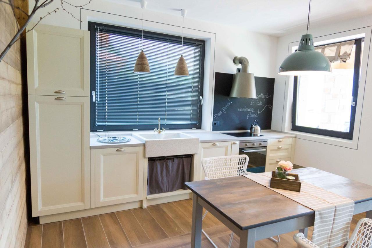 Rocca D'Anfo B&B-Apartments Lake View Екстер'єр фото