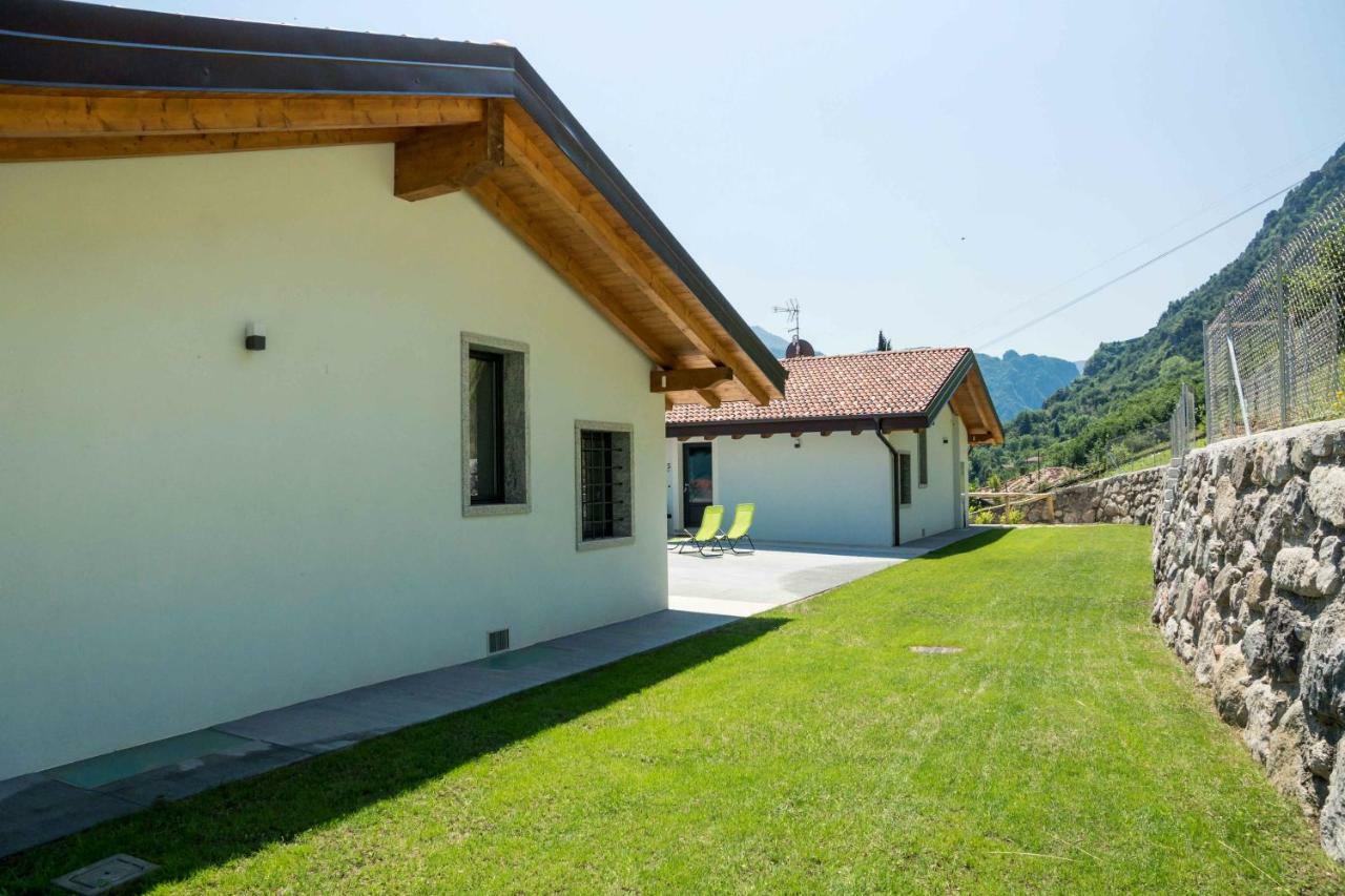 Rocca D'Anfo B&B-Apartments Lake View Екстер'єр фото