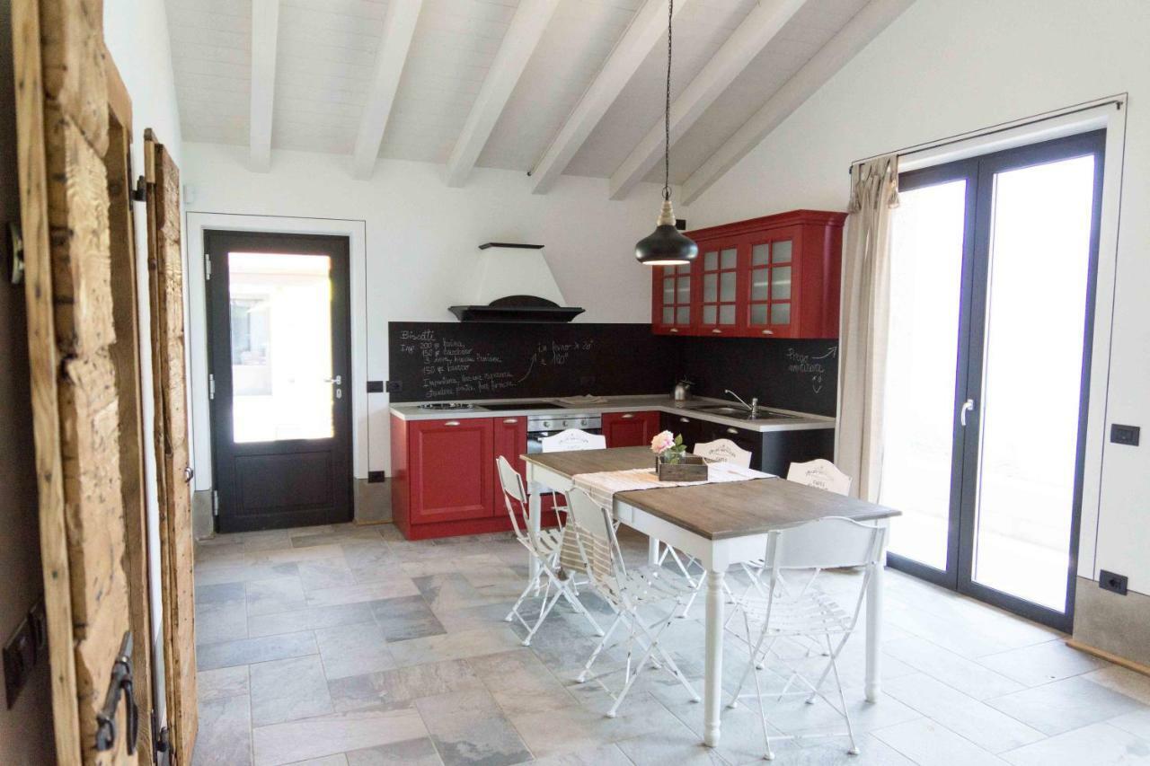 Rocca D'Anfo B&B-Apartments Lake View Екстер'єр фото